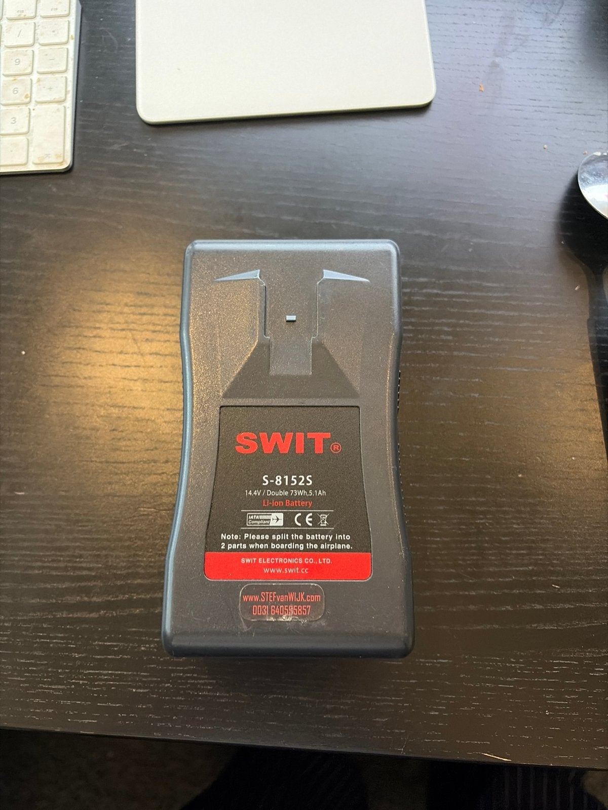 SWIT V MOUNT ACCU 73wh, Audio, Tv en Foto, Ophalen of Verzenden, Gebruikt, Oplaadbaar