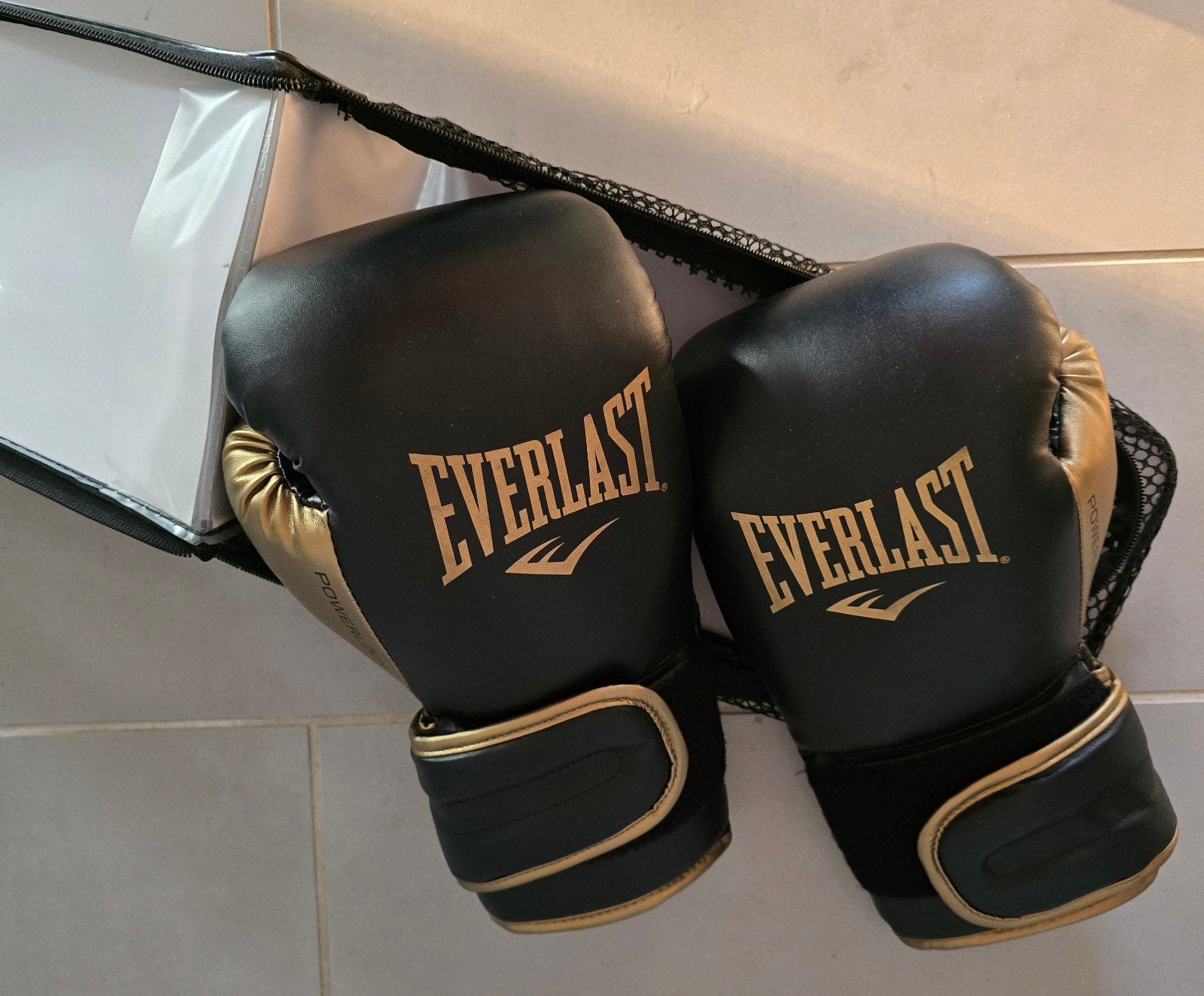 Box handschoenen, Ophalen, Zo goed als nieuw, Bokshandschoenen