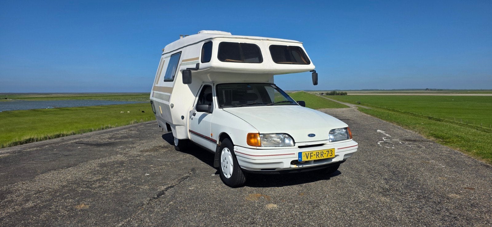 Zeer unieke Ford Sierra P100 Starcraft camper, Achterwielaandrijving, Overige carrosserieën, Wit, Overige kleuren
