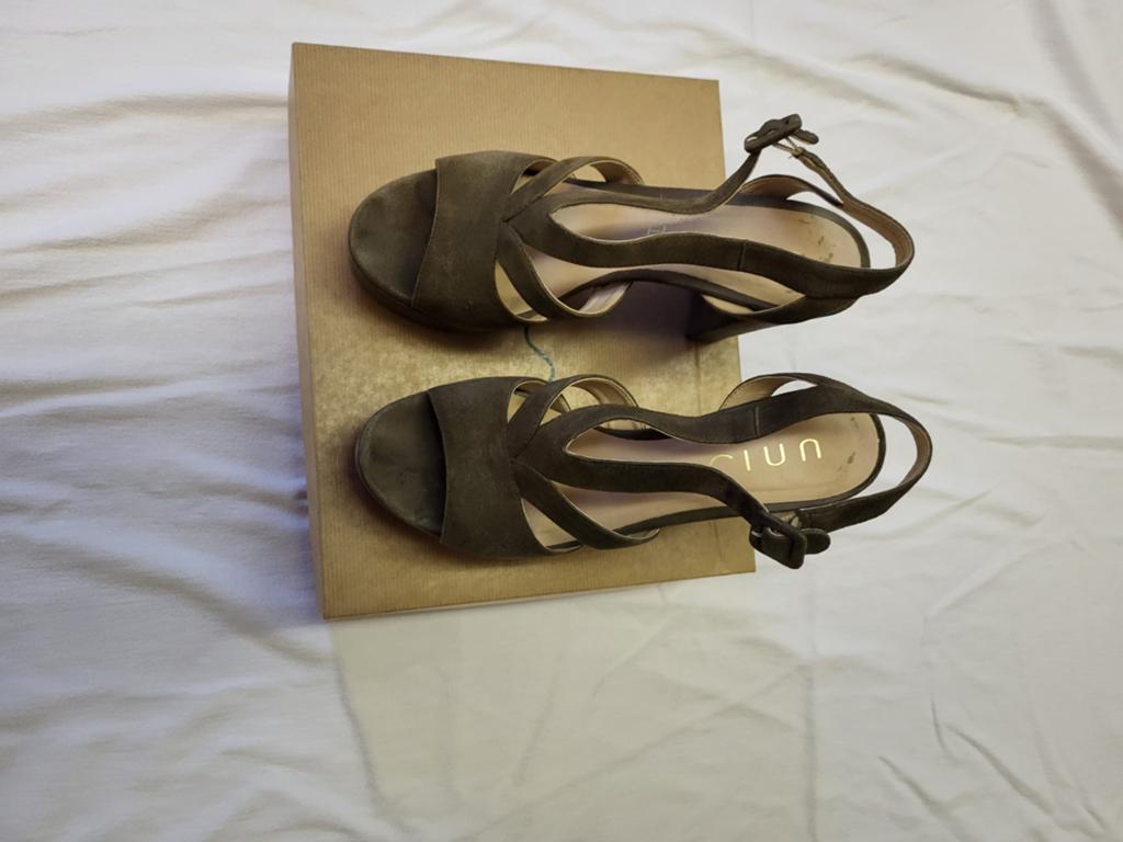 Dames sandalen van Unisa, groen, maat: 39, perfecte conditie, Ophalen, Sandalen of Muiltjes, Zo goed als nieuw, Unisa