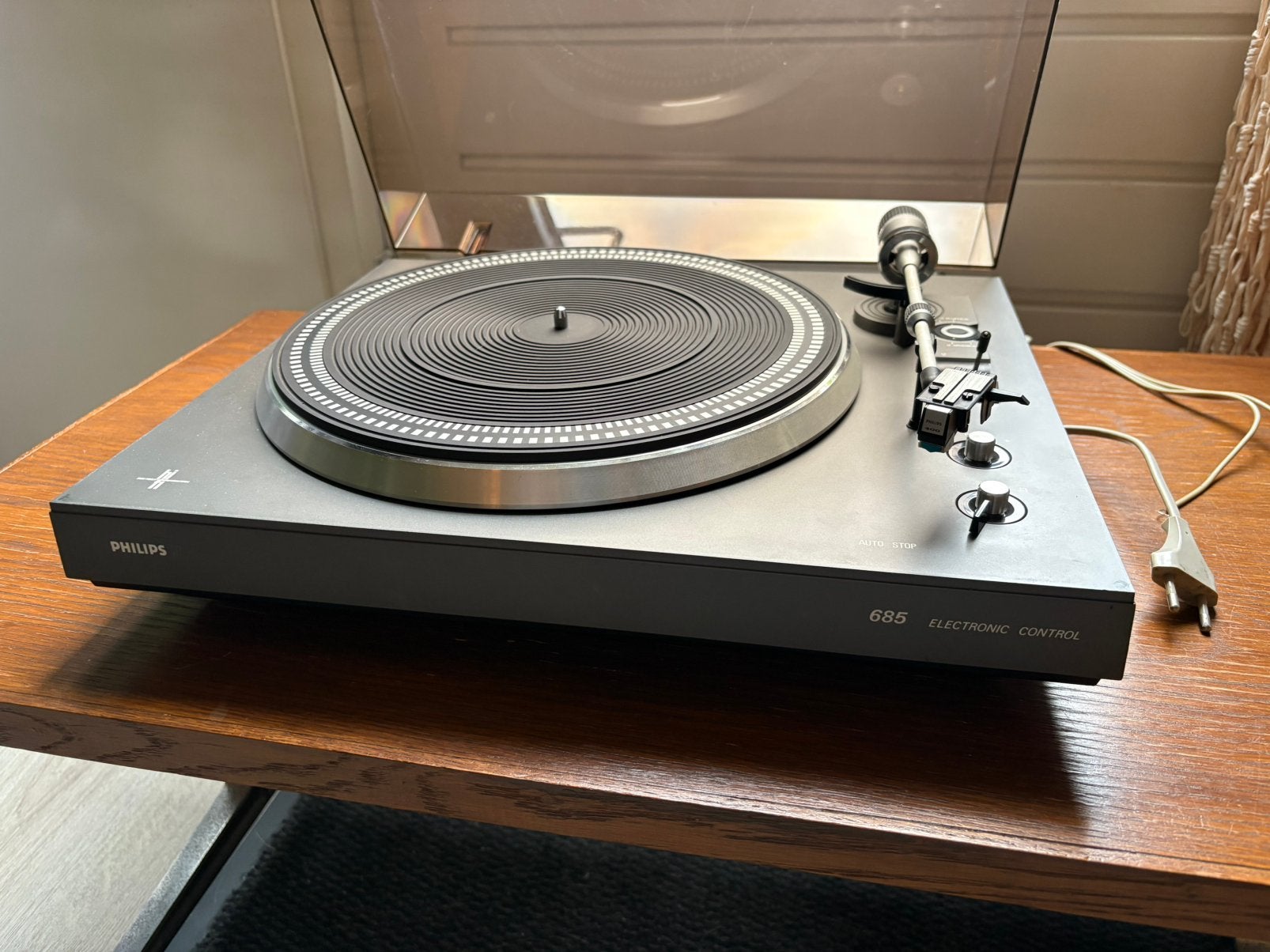 Philips 685 (lees beschrijving), Audio, Tv en Foto, Platenspelers, Ophalen, Philips, Gebruikt, Pitch-regelaar