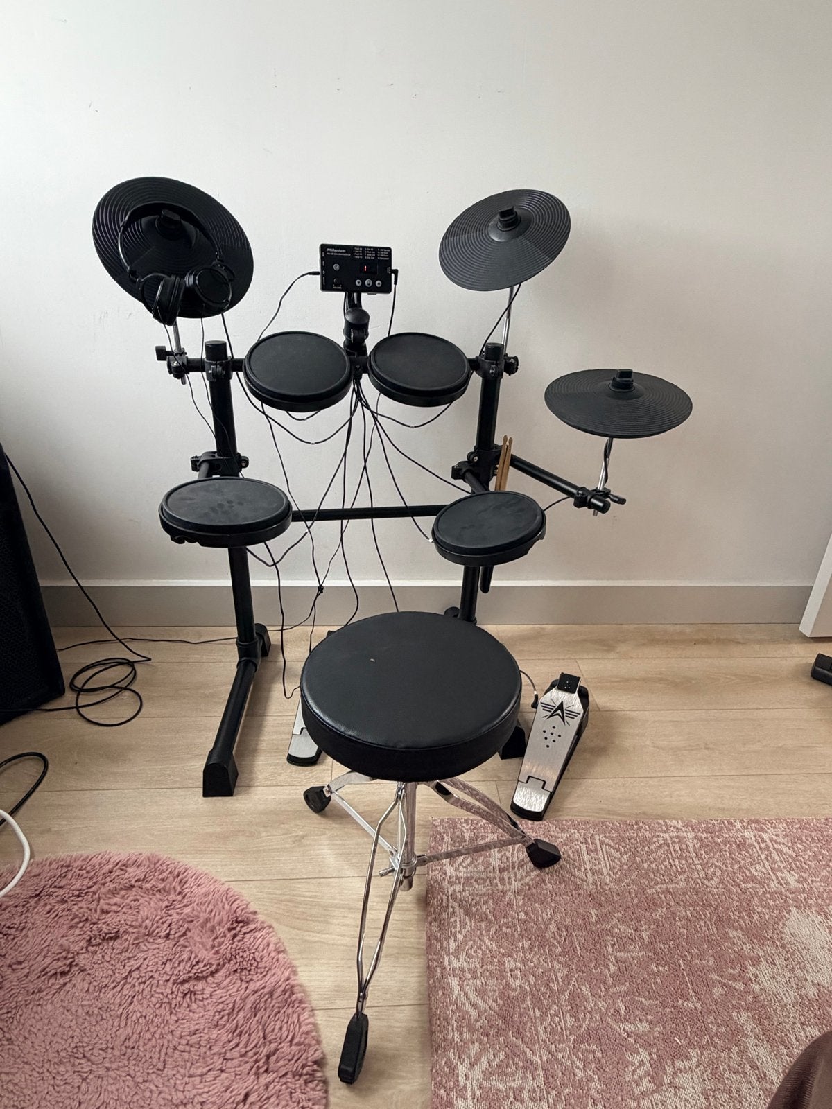 Millenium HD/120 E-drumstel met lesboek, stokken en stoeltje, Muziek en Instrumenten, Ophalen, Zo goed als nieuw, Overige merken