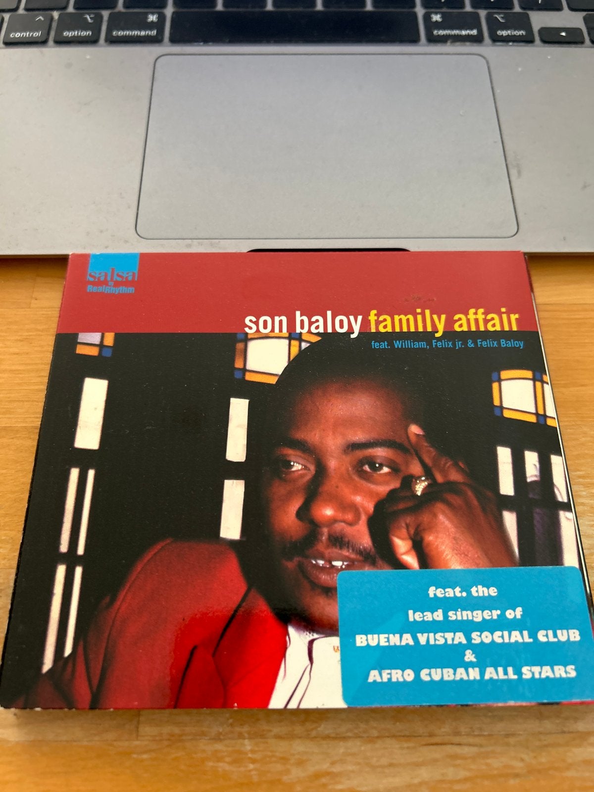 Son Baloy Family Affair CD - Salsa Cubana, Ophalen of Verzenden, Zo goed als nieuw, Inclusief boekje, Verzamelalbum