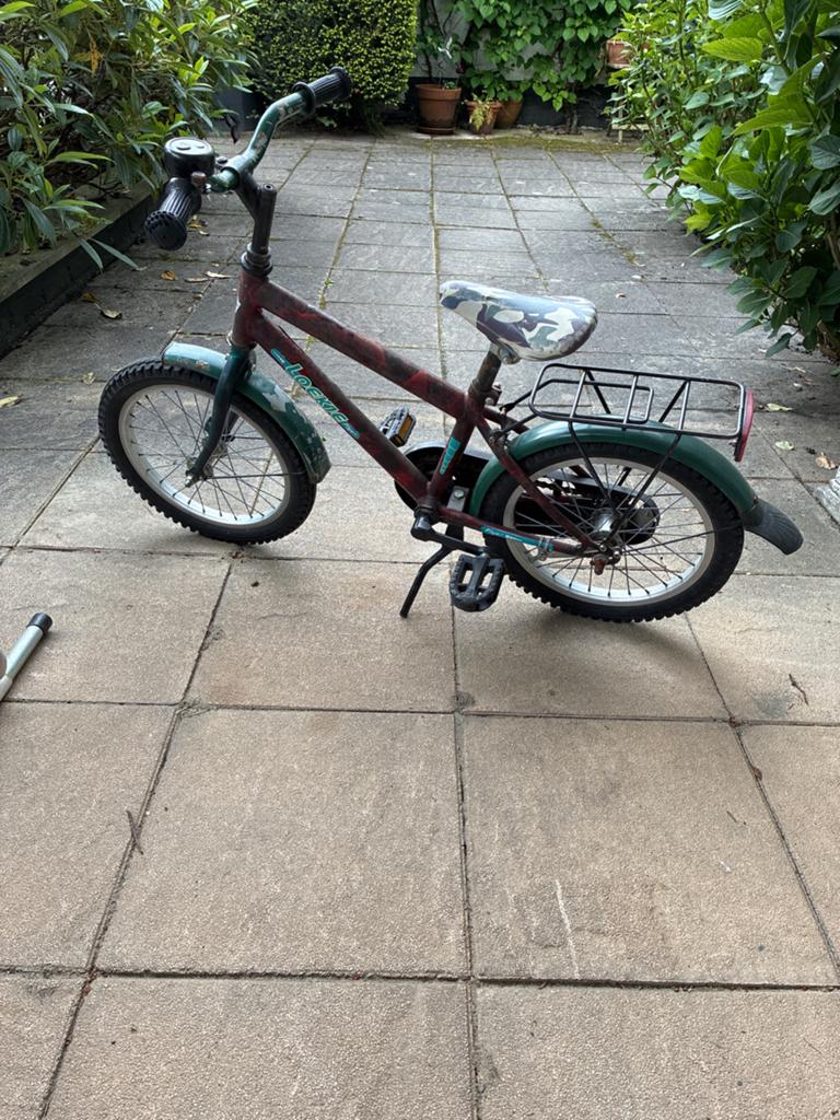 Kinderfiets 16 inch met bagagedrager - Gebruikt, Ophalen of Verzenden, Gebruikt, Terugtraprem, 16 tot 20 inch