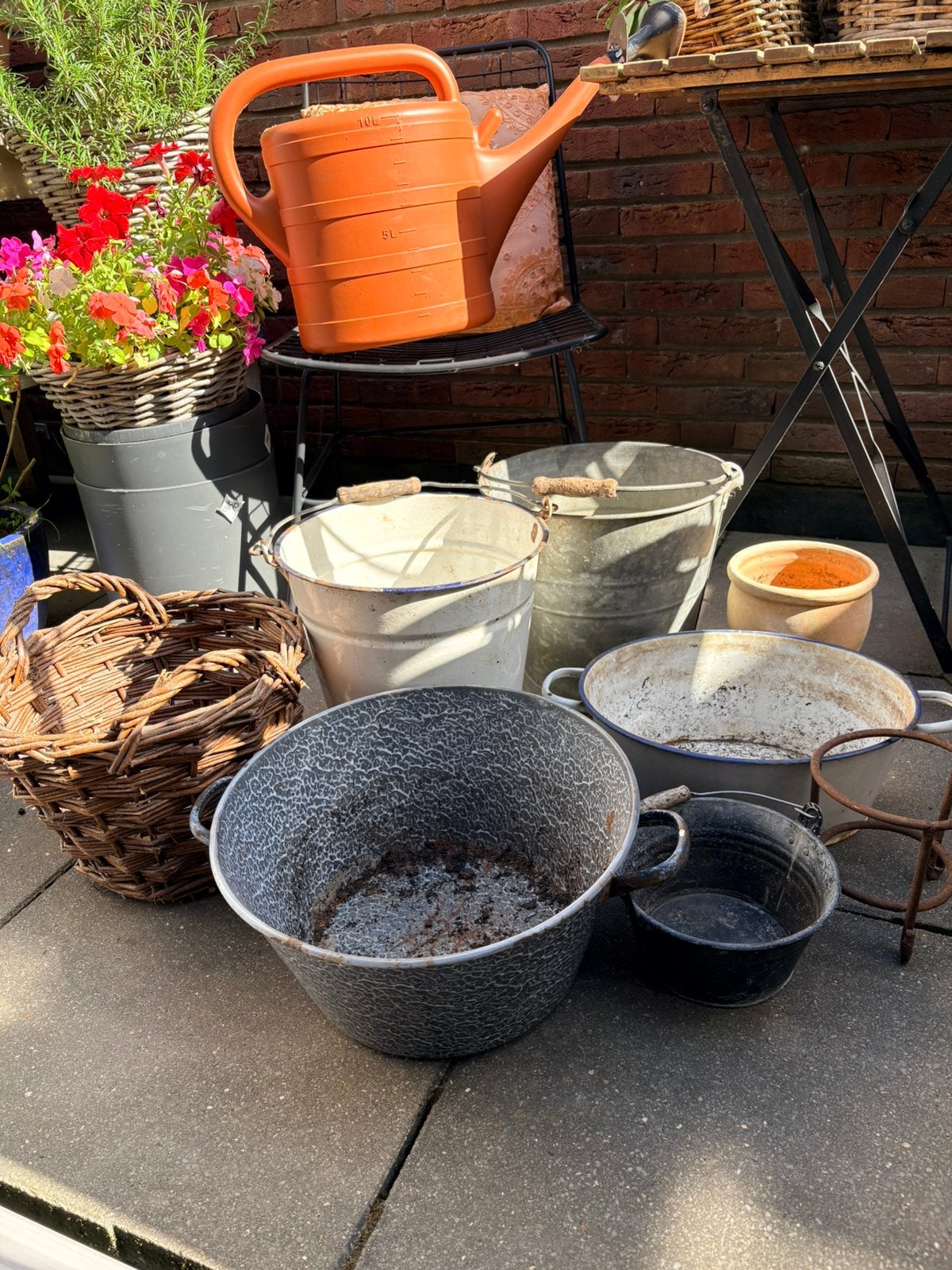 Leuke tuinset voor de zomer, Tuin en Terras, Bloembakken en Plantenbakken, Ophalen, Kunststof, Gebruikt, Minder dan 30 cm