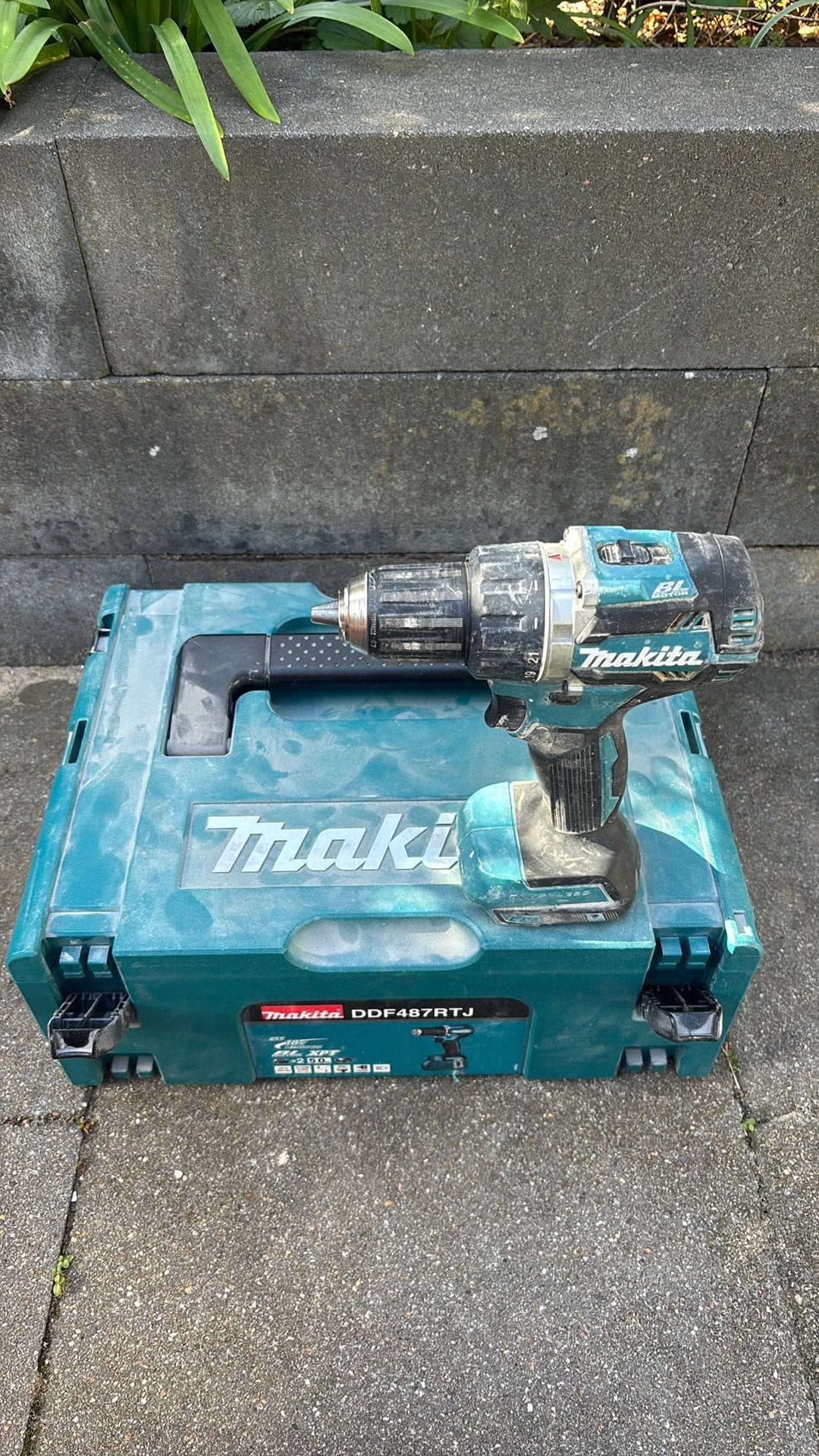 Makita 18v boormachine DDF484 + mbox, Ophalen, Zo goed als nieuw, Boor- en Schroefmachine, Variabele snelheid