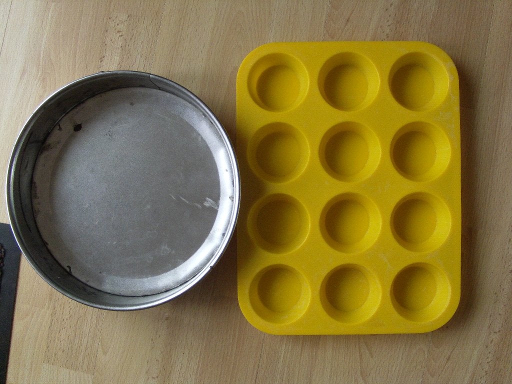 I.V.M.VERHUIZING 2X BAKSPULLEN., Ophalen, Overige materialen