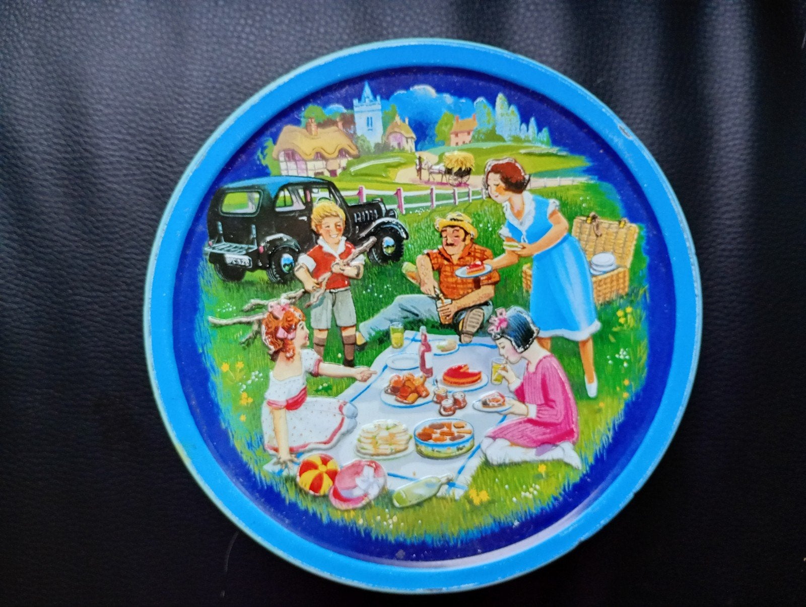 Vintage blikken trommel met picknicktafereel, Ophalen of Verzenden
