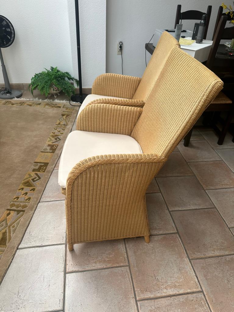 2 rieten stoelen met leuning origineel loom furniture, Huis en Inrichting, Stoelen, Ophalen, Gebruikt, Bruin