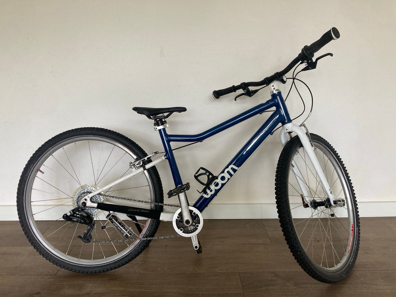 Woom 6 kinderfiets 26 inch  midnight bleu, Ophalen of Verzenden, Gebruikt, Velgrem, 20 inch of meer