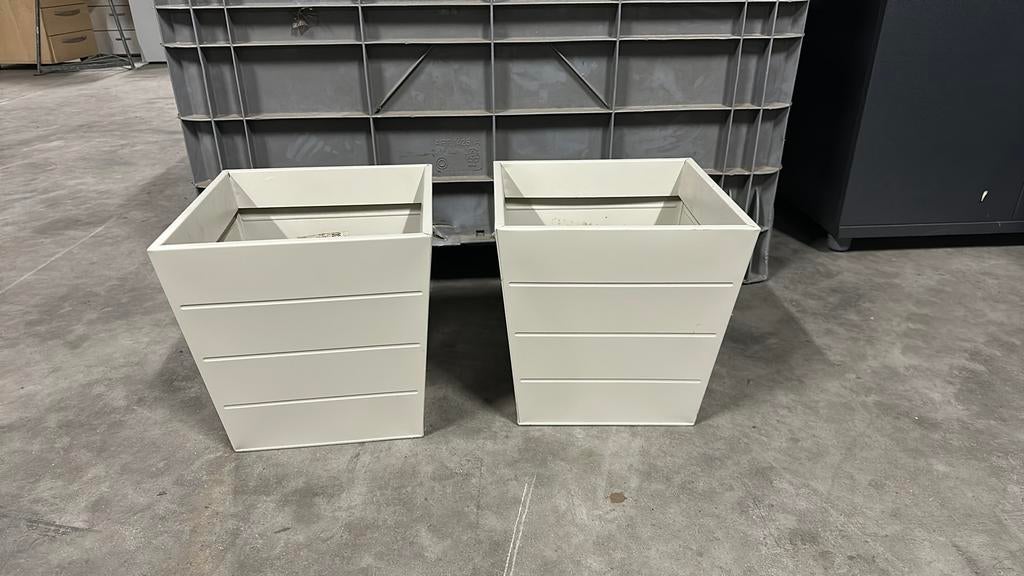 2 ikea plantenbakken., Kunststof, Minder dan 30 cm, Rond, Ophalen of Verzenden