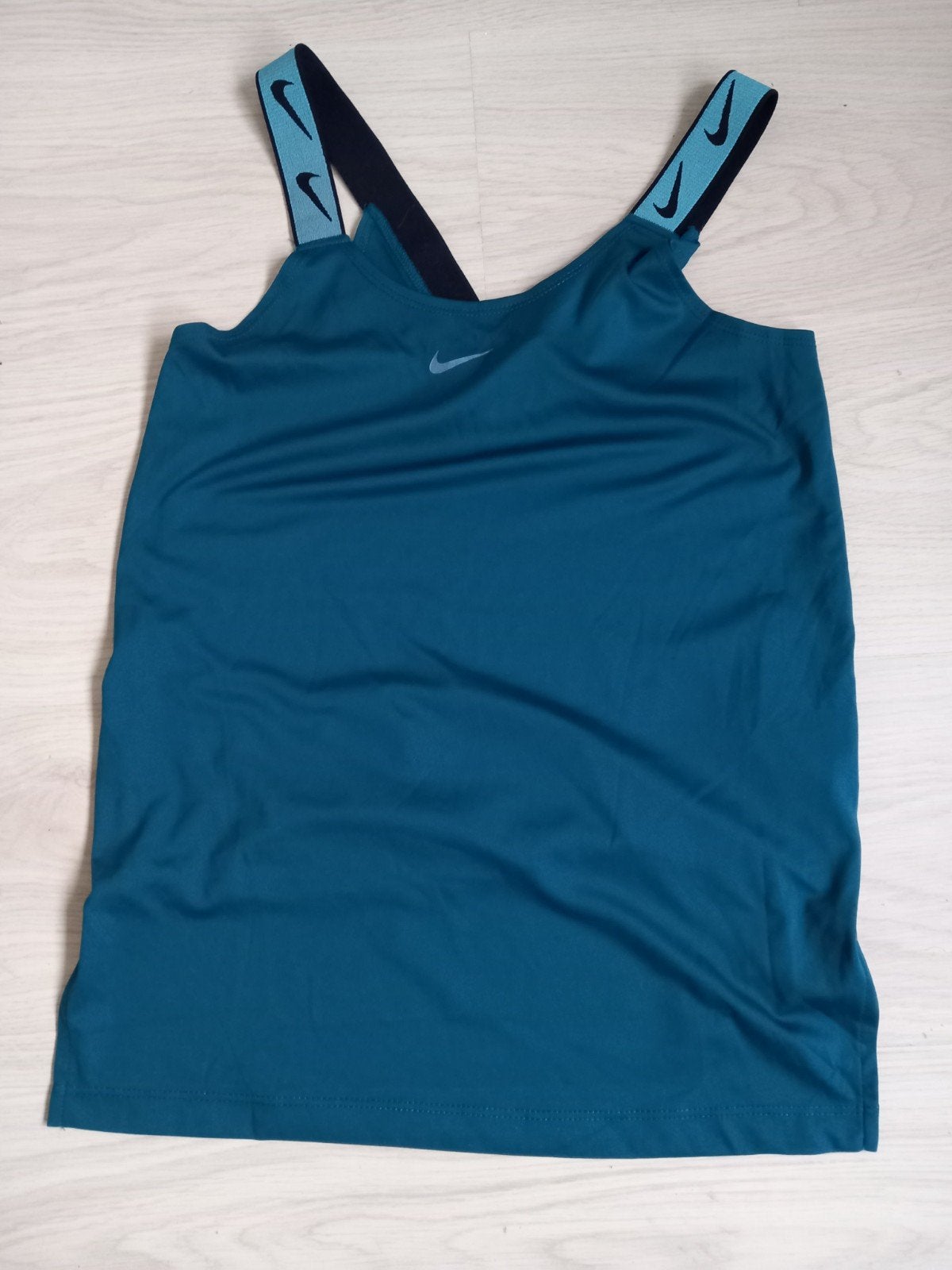 Nieuw Nike sporttopje XS, Nike, Nieuw, Ophalen of Verzenden, Maat 34 (XS) of kleiner