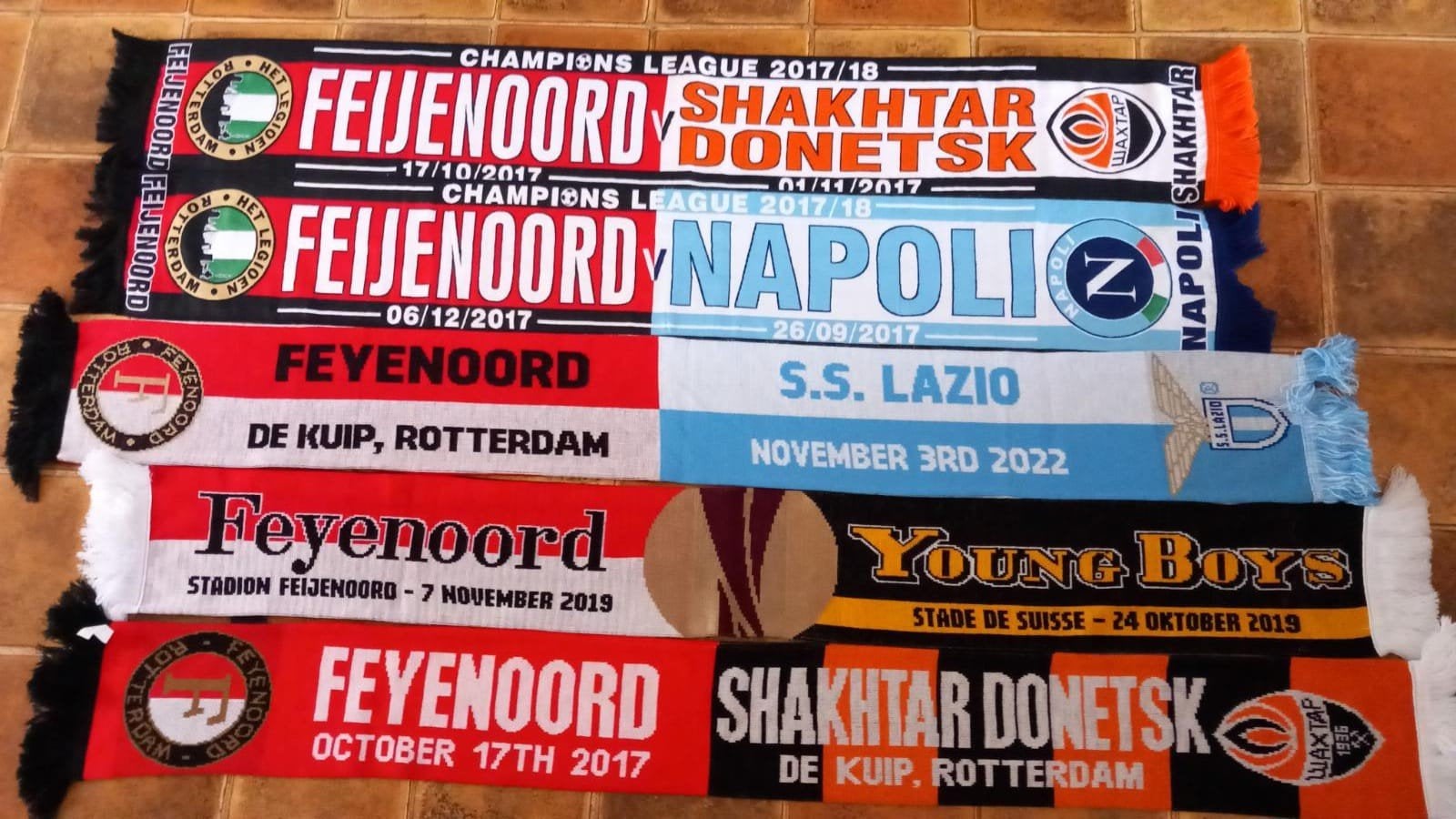 Diverse wedstrijdsjaals Feyenoord,
2017-2022, Verzenden, Nieuw, Feyenoord, Vaantje of Sjaal