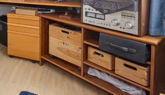 Houten TV meubel (exclusief houten bakken), Ophalen, Gebruikt, Hout, Cd's