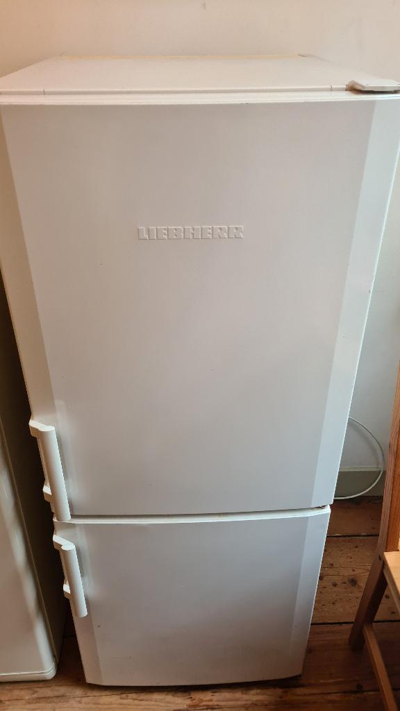 LIEBHERR IJskast Koelkast, Witgoed en Apparatuur, Vriezers en Diepvrieskisten, Ophalen, Gebruikt, Minder dan 60 cm, 140 tot 160 cm