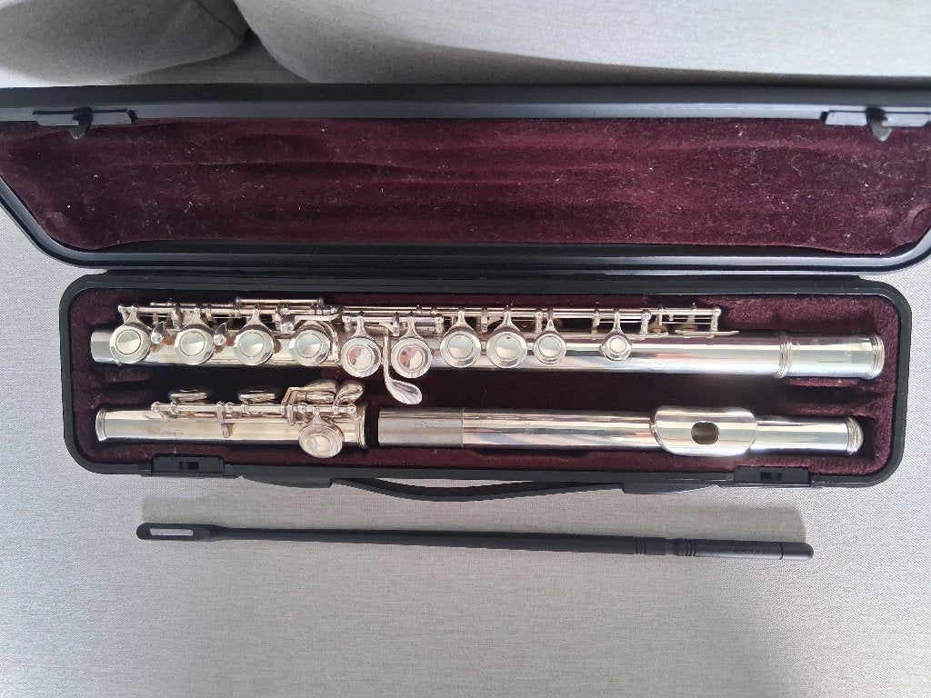 dwarsfluit yamaha 211, Ophalen of Verzenden, Gebruikt, Dwarsfluit, Met koffer of tas