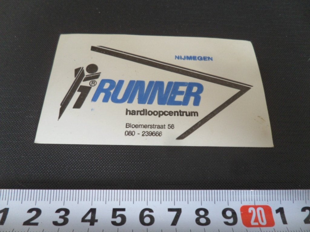 sticker nijmegen RUNNER hardloopcentrum bloemerstraat 56, Ophalen of Verzenden, Zo goed als nieuw