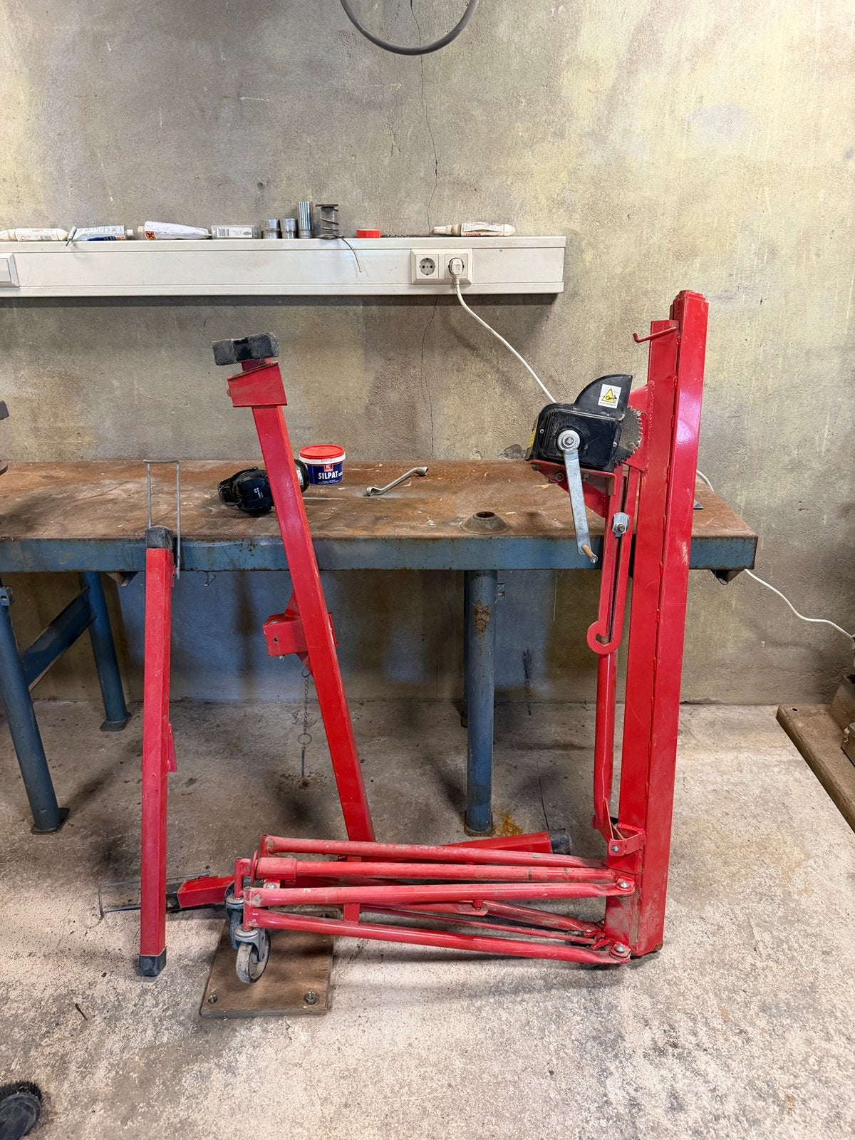 Gipslift platenlift, Ophalen, Zo goed als nieuw, Overige typen, Minder dan 2 meter