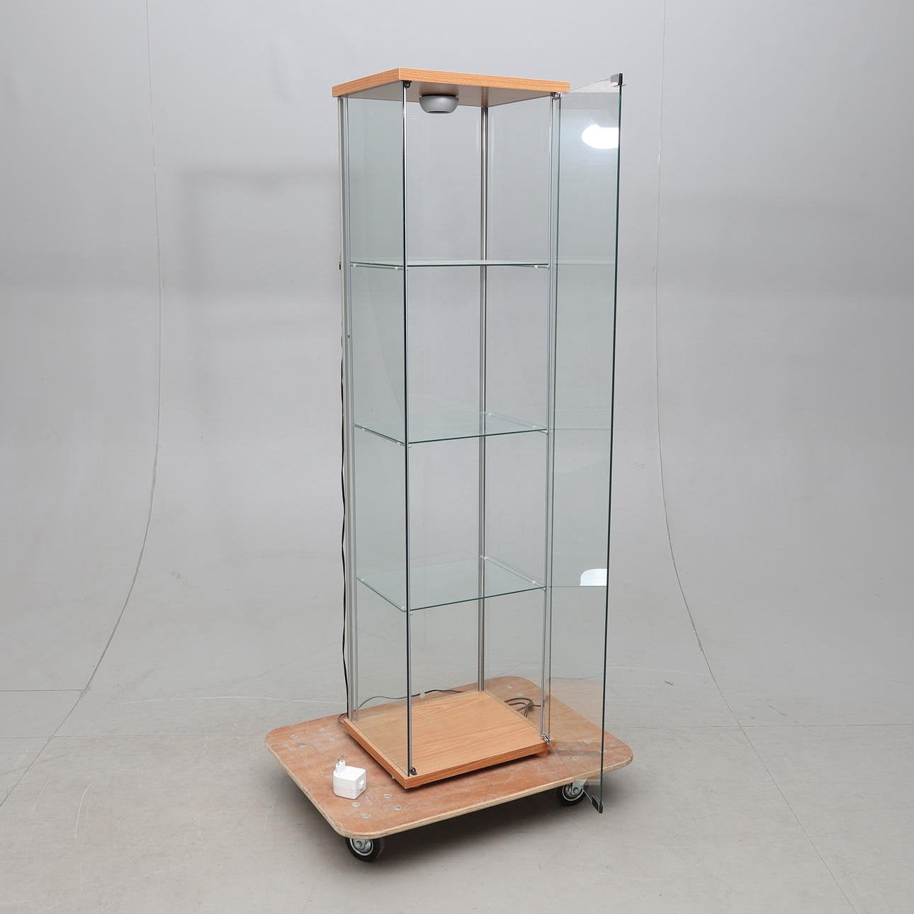 IKEA DETOLF Glazen vitrinekast glass shelf, Ophalen, 50 tot 100 cm, Zo goed als nieuw, 150 tot 200 cm