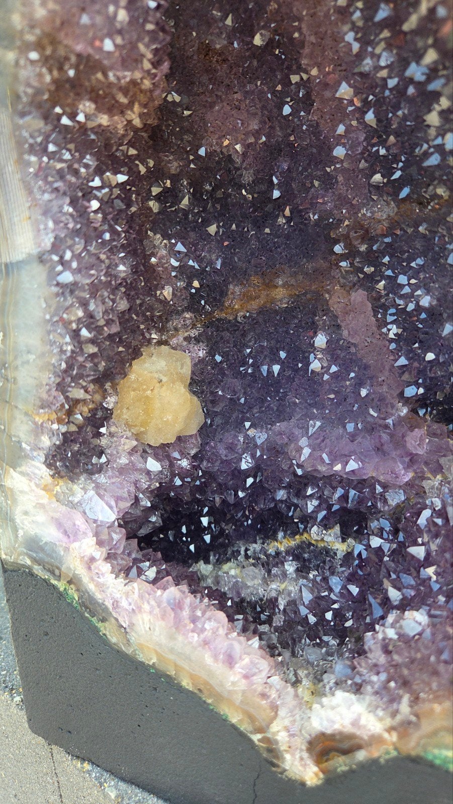 Prachtige Amethist Geode uit Brazilië - 14 kg, Ophalen of Verzenden