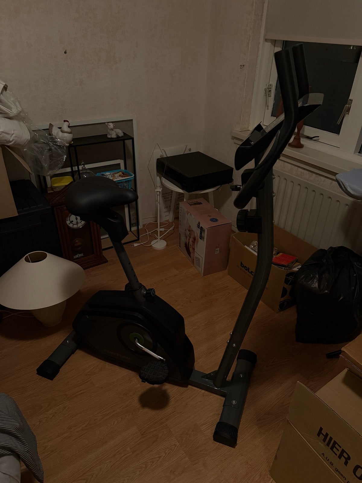 Tunturi Hometrainer - Zo goed als nieuw, Ophalen, Zo goed als nieuw, Metaal, Benen
