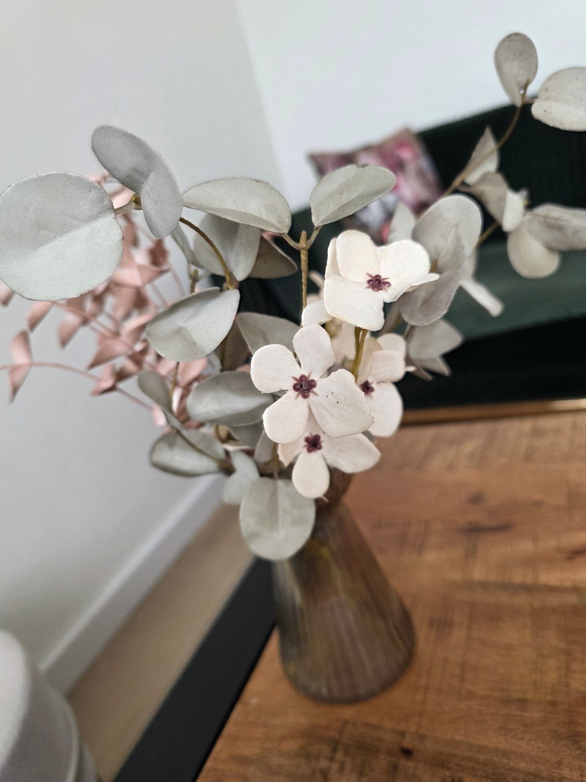Prachtig kunstboeket met eucalyptus en bloesem, Ophalen of Verzenden