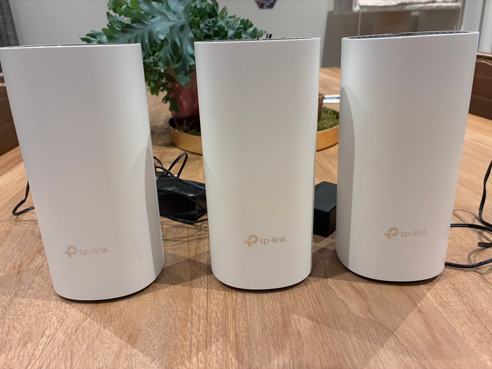 Dit is een *TP-Link Deco M4 - 3 pack Mesh WiFi systeem*, Ophalen, Zo goed als nieuw