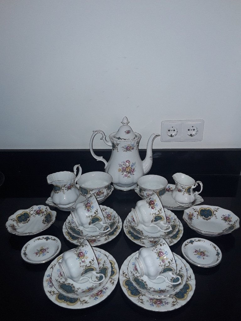 Royal albert Berkeley uitgebreid theeservies, Verzenden