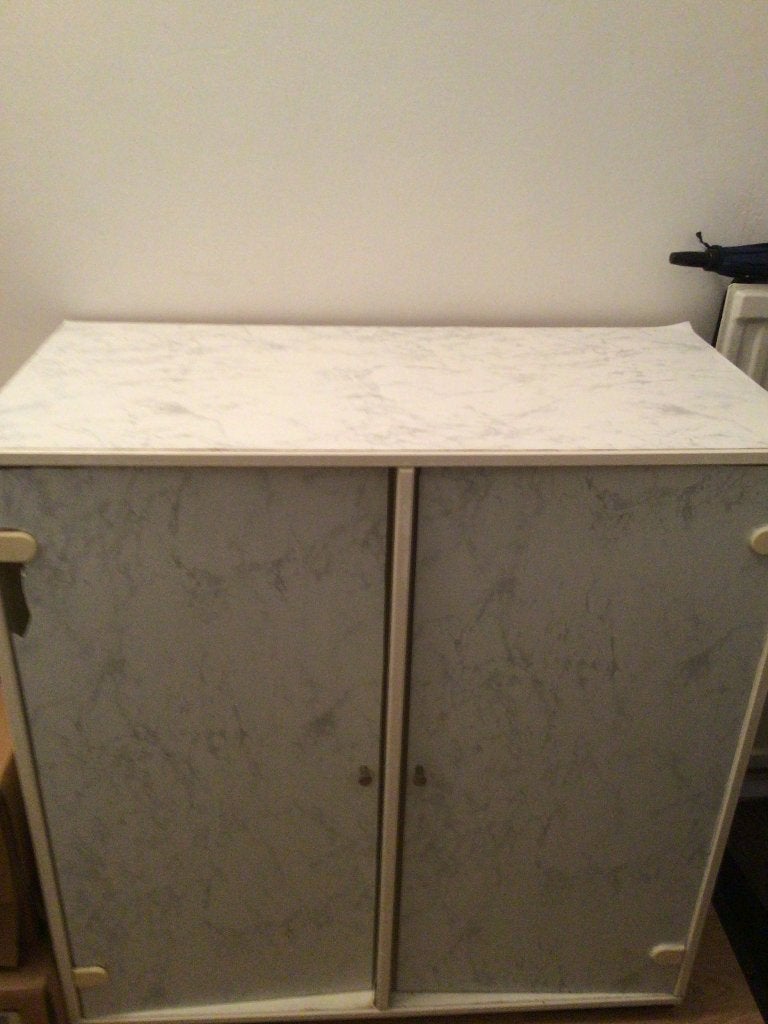 Een badkamerkastje met glazen deuren en planken 80x40x80cm, Ophalen, Gebruikt