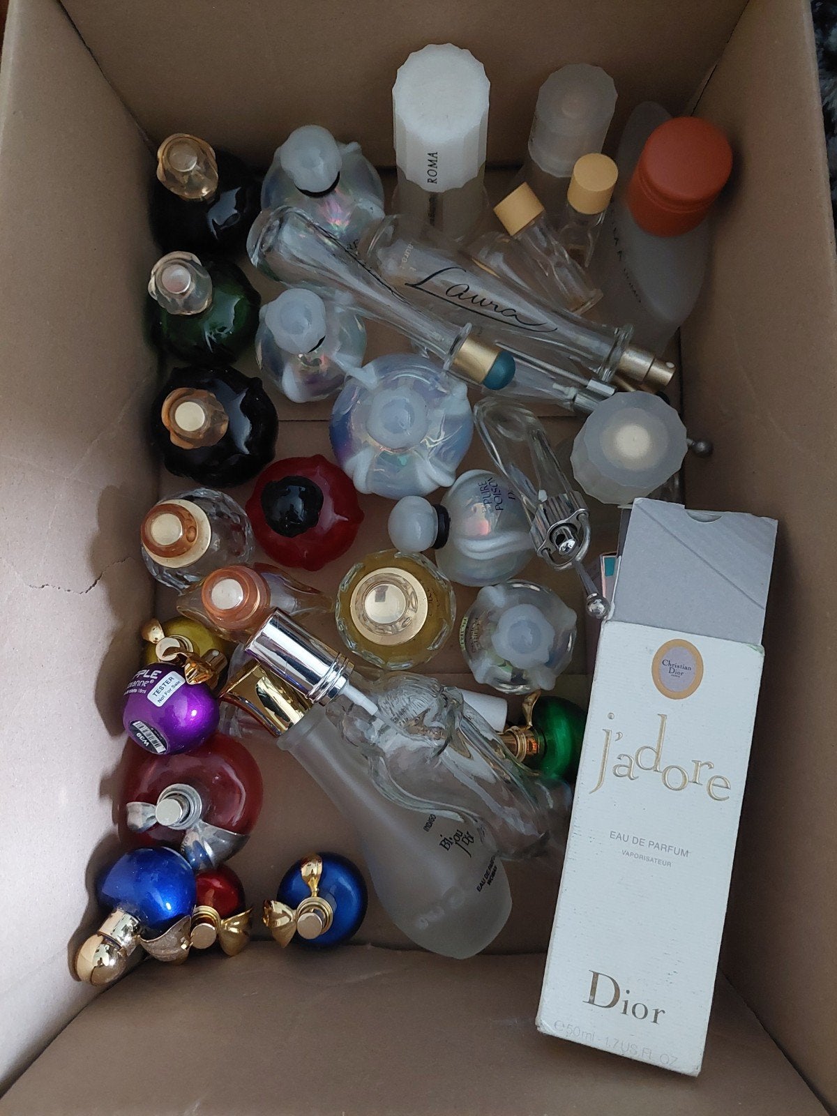 Grote collectie lege parfumflesjes - diverse merken, Ophalen, Gebruikt