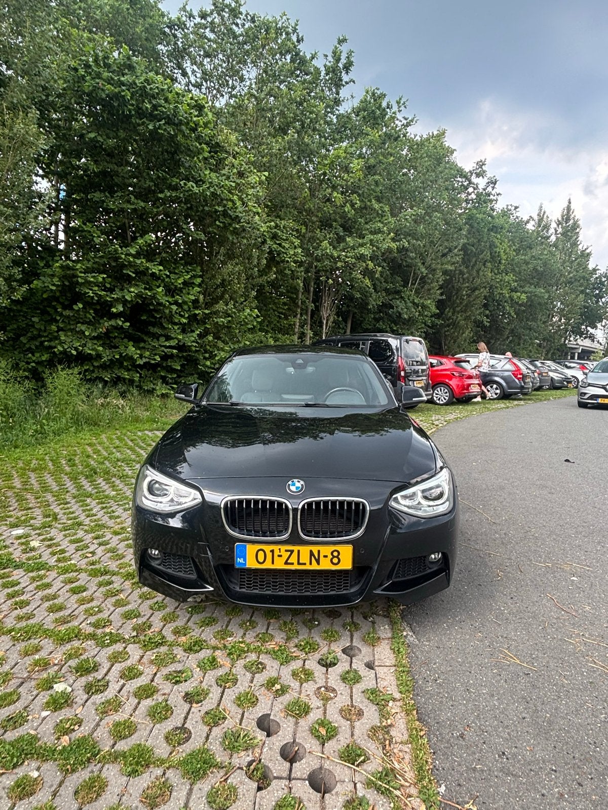 BMW 1-Serie 114I M-pakket, Carplay, stoel vw, 1-Serie, Achterwielaandrijving, Zwart, 4 cilinders