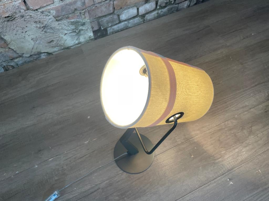 Foscarini Diesel Fork tafellamp bij TheReSales, Huis en Inrichting, Lampen | Tafellampen, Ophalen, Zo goed als nieuw, Kunststof