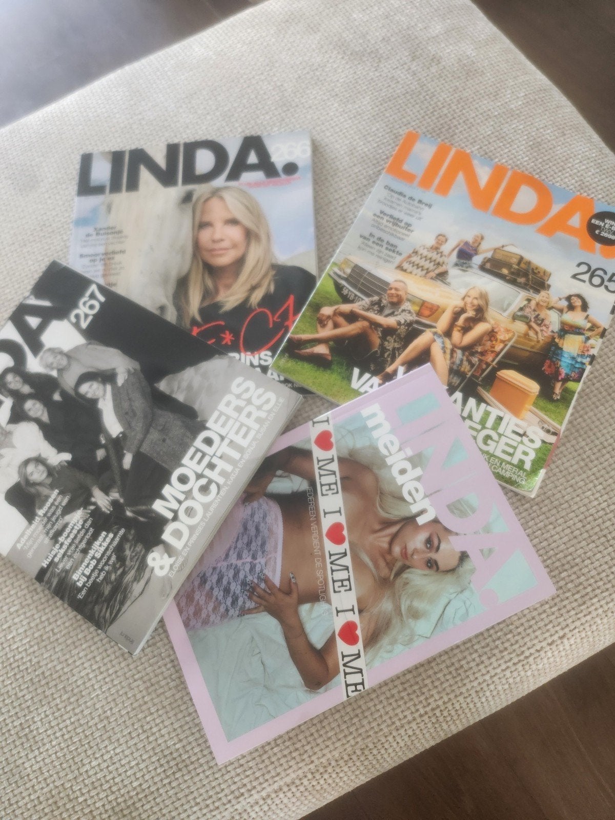 Linda augustus, september, oktober en Linda Meiden, Ophalen of Verzenden, Gelezen, Damesbladen