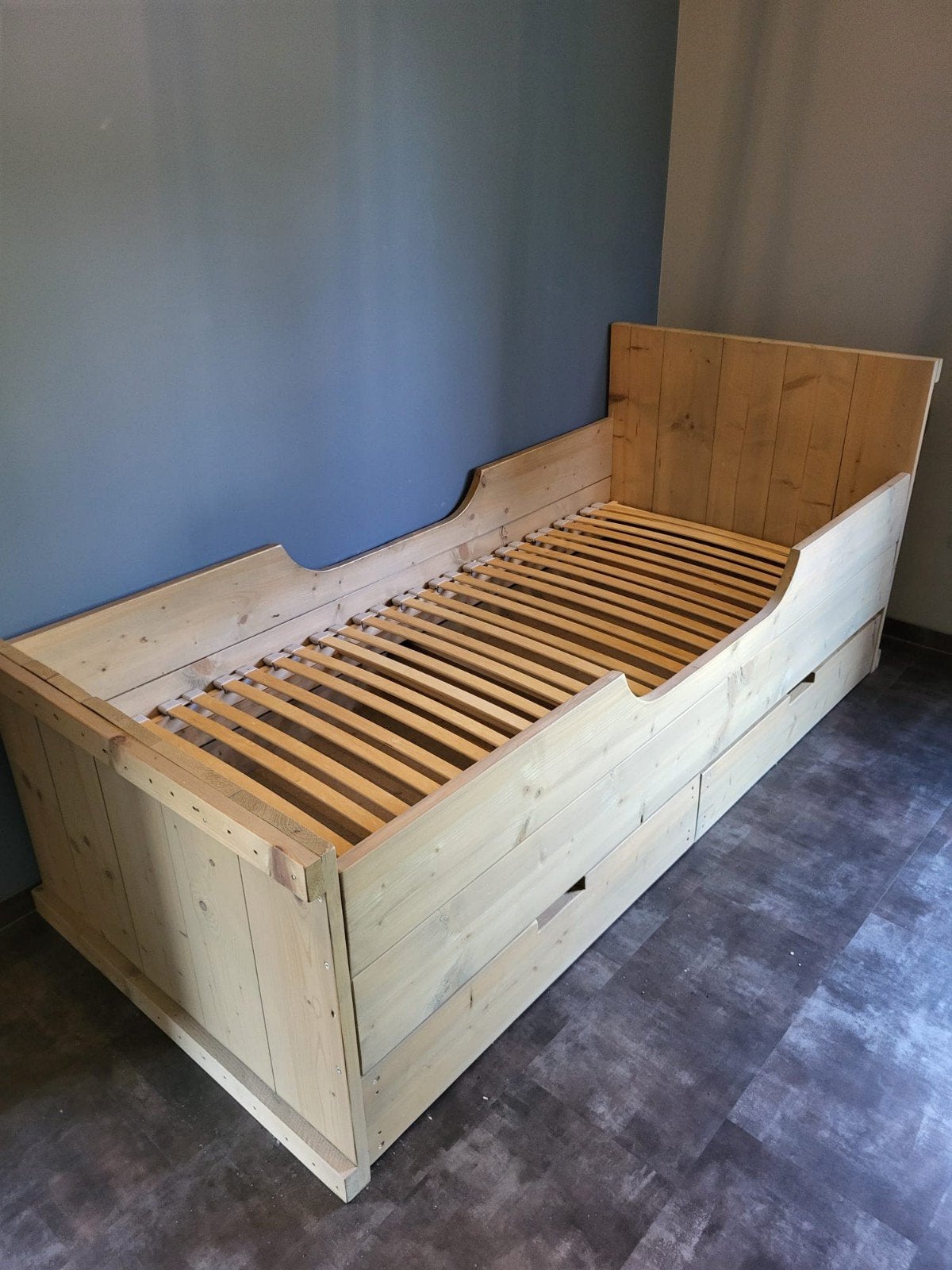 stevig bed 90x200, Ophalen, Gebruikt, 90 cm, Eenpersoons