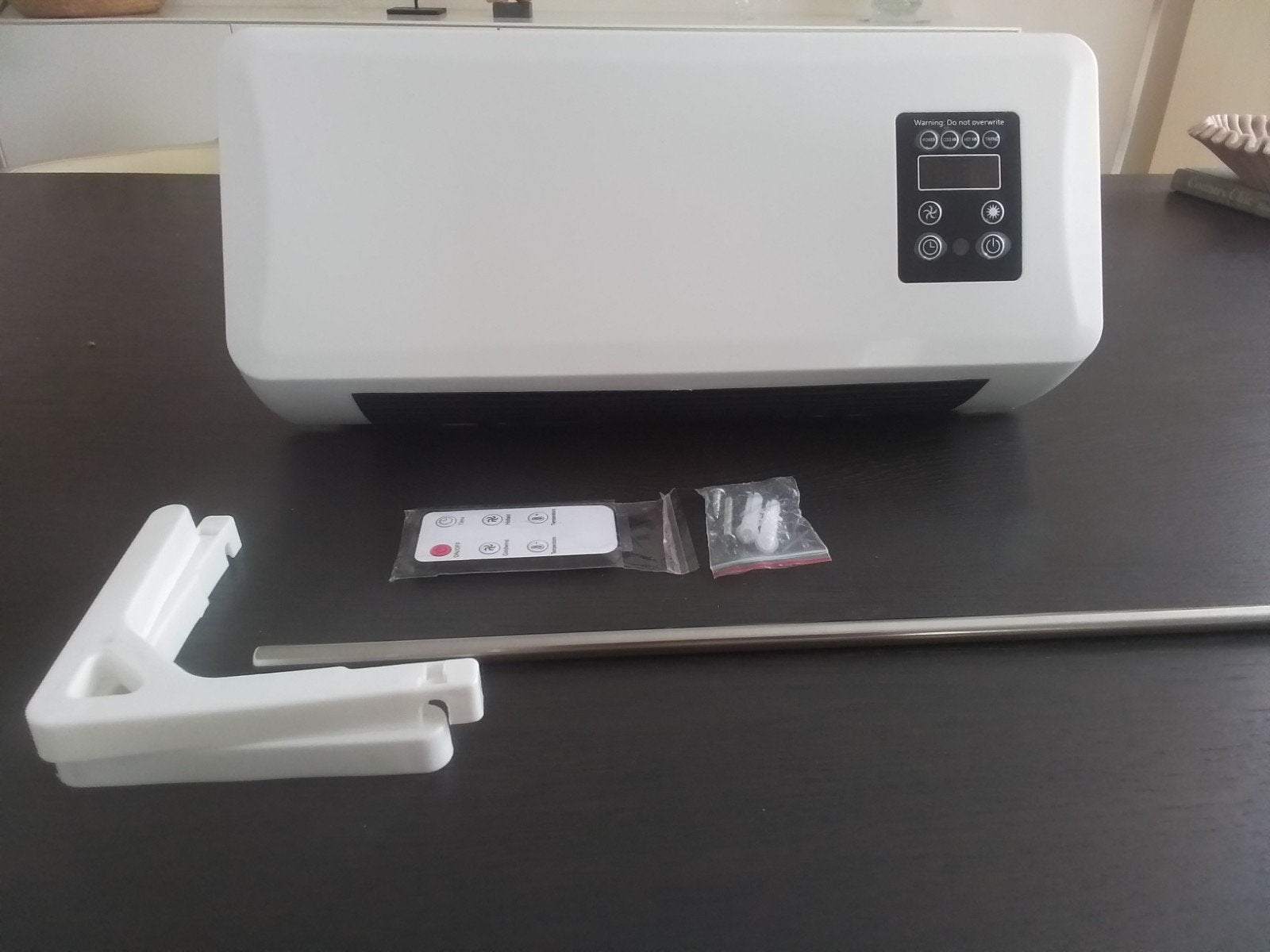 Wall mounted mobile air conditioner., Ophalen of Verzenden