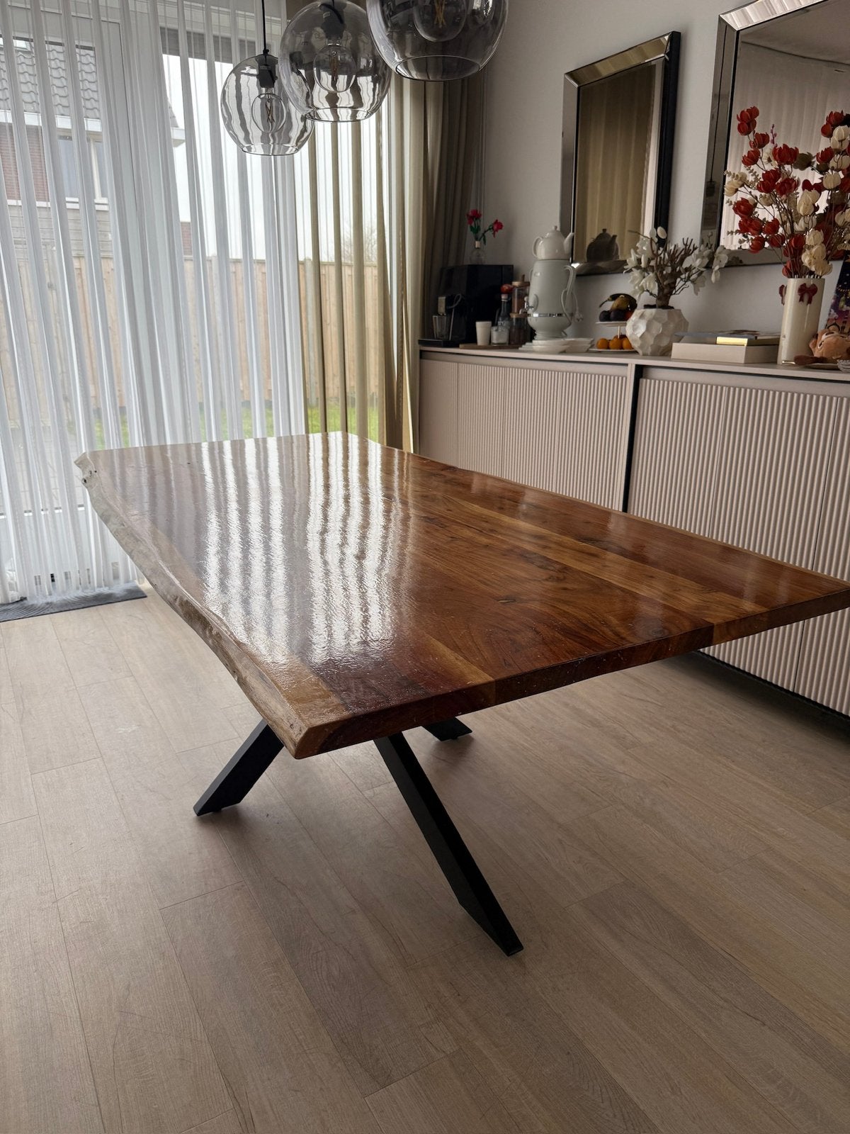Massief Acaciahout Eettafel 210cm boomstam, 200 cm of meer, Zo goed als nieuw, Rechthoekig, 50 tot 100 cm