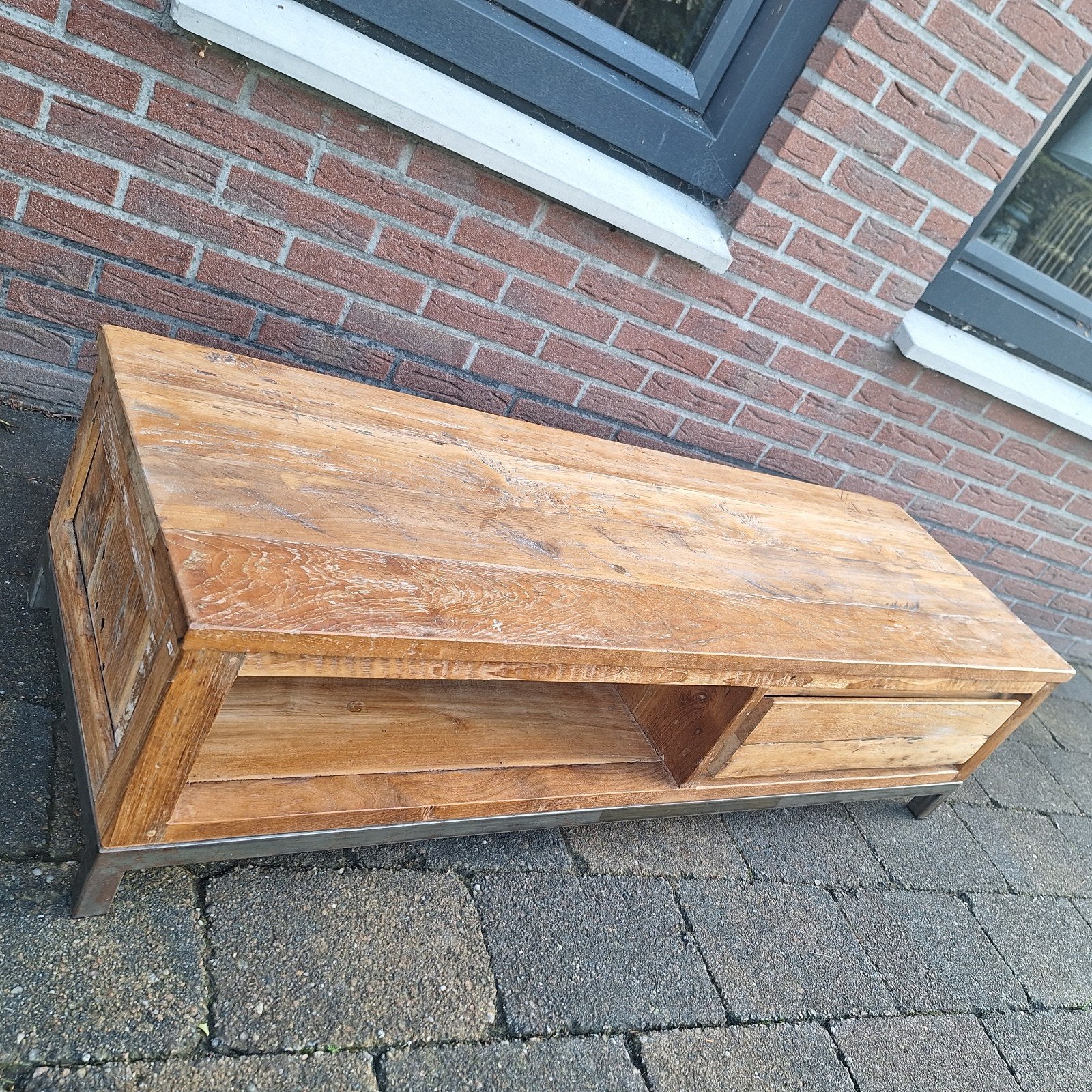 Tv meubel Venetië,gerycled hout,teak,robuust,industrieel, Ophalen of Verzenden, Zo goed als nieuw, Teakhout, Landelijk,industrieel,stoer