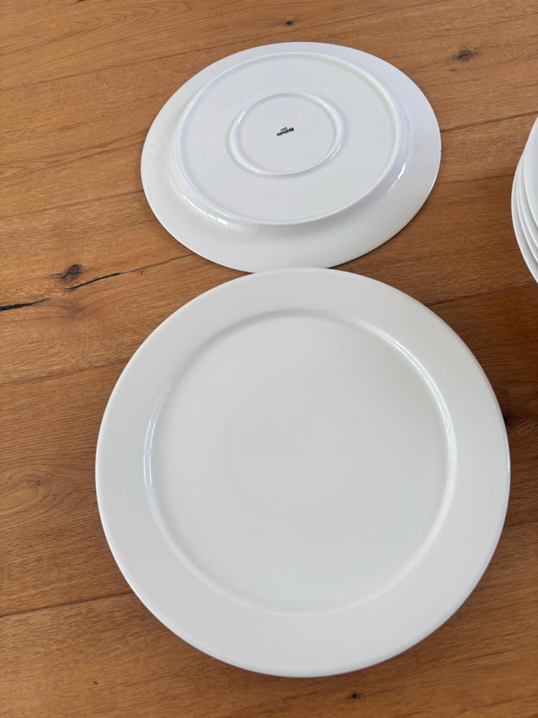 Iittala-ego: Witte platte en diepe Borden 31cm, Huis en Inrichting, Keuken | Servies, Ophalen, Gebruikt, Keramiek, Bord(en)