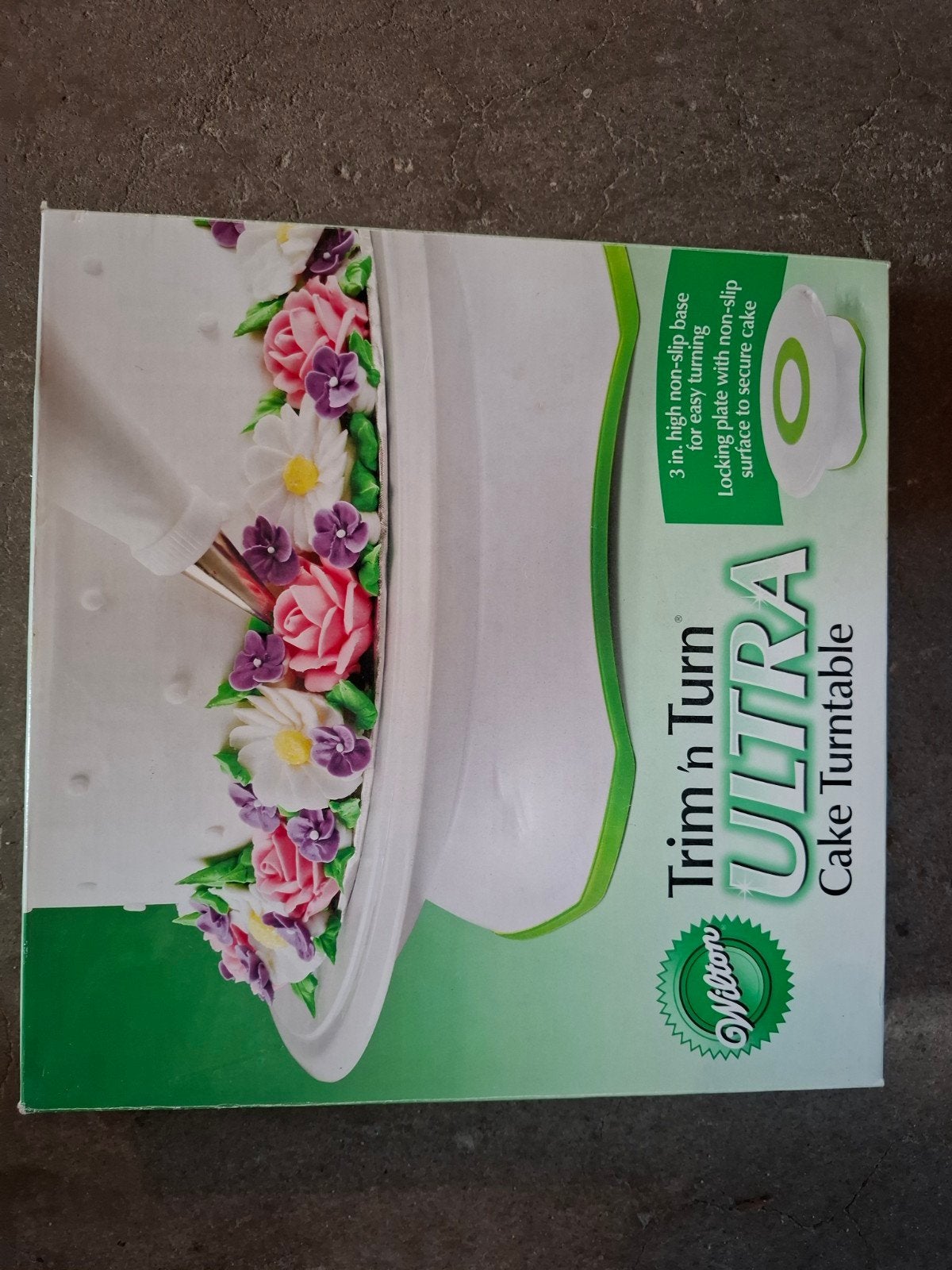 Wilton Trim 'n Turn Ultra Cake Draaiplateau, Ophalen, Zo goed als nieuw, Taarten, Overige typen
