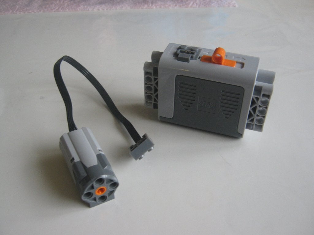 technic Lego motorset 2-delig, Lego, Ophalen of Verzenden, Zo goed als nieuw, Technic
