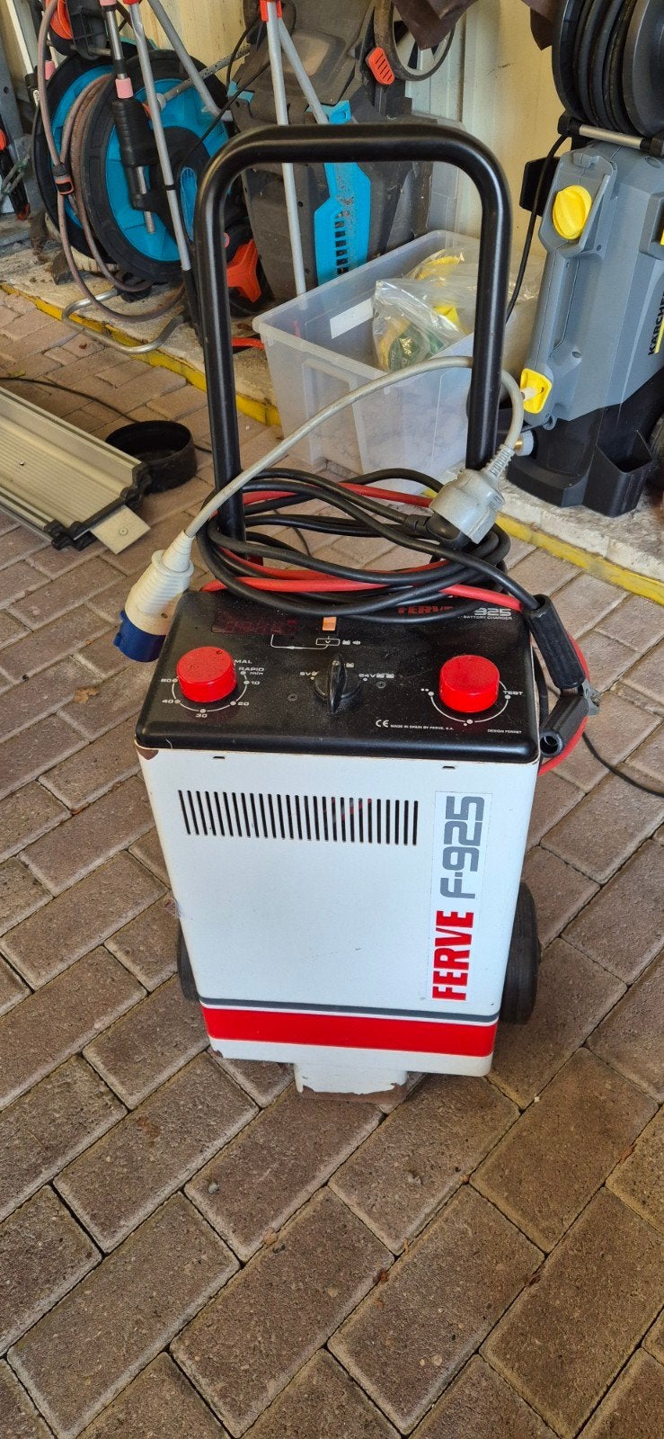 Ferve F-925 Professionele Acculader en Startbooster, Ophalen, Gebruikt, Universele onderdelen