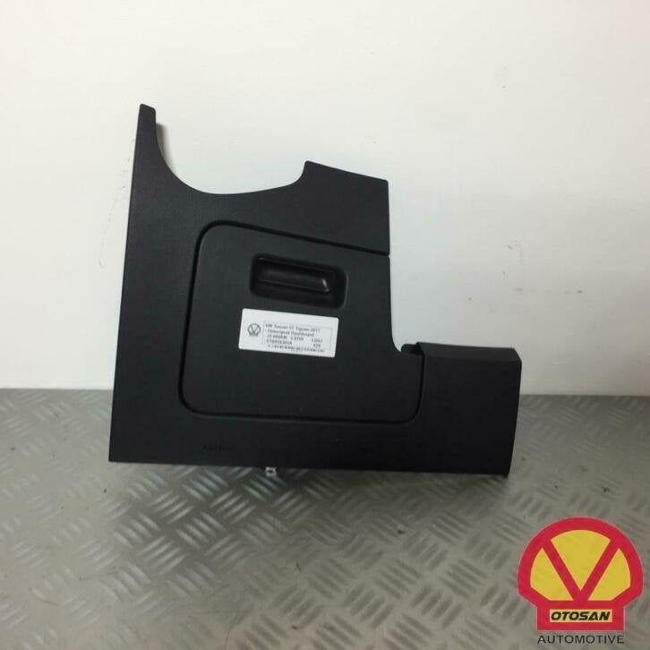 vw touran 5t opbergvak dashboard links 5tb858365a, Auto-onderdelen, Gebruikt, Volkswagen, Volkswagen AG, Berliner Ring 2
38440  Wolfsburg, DE