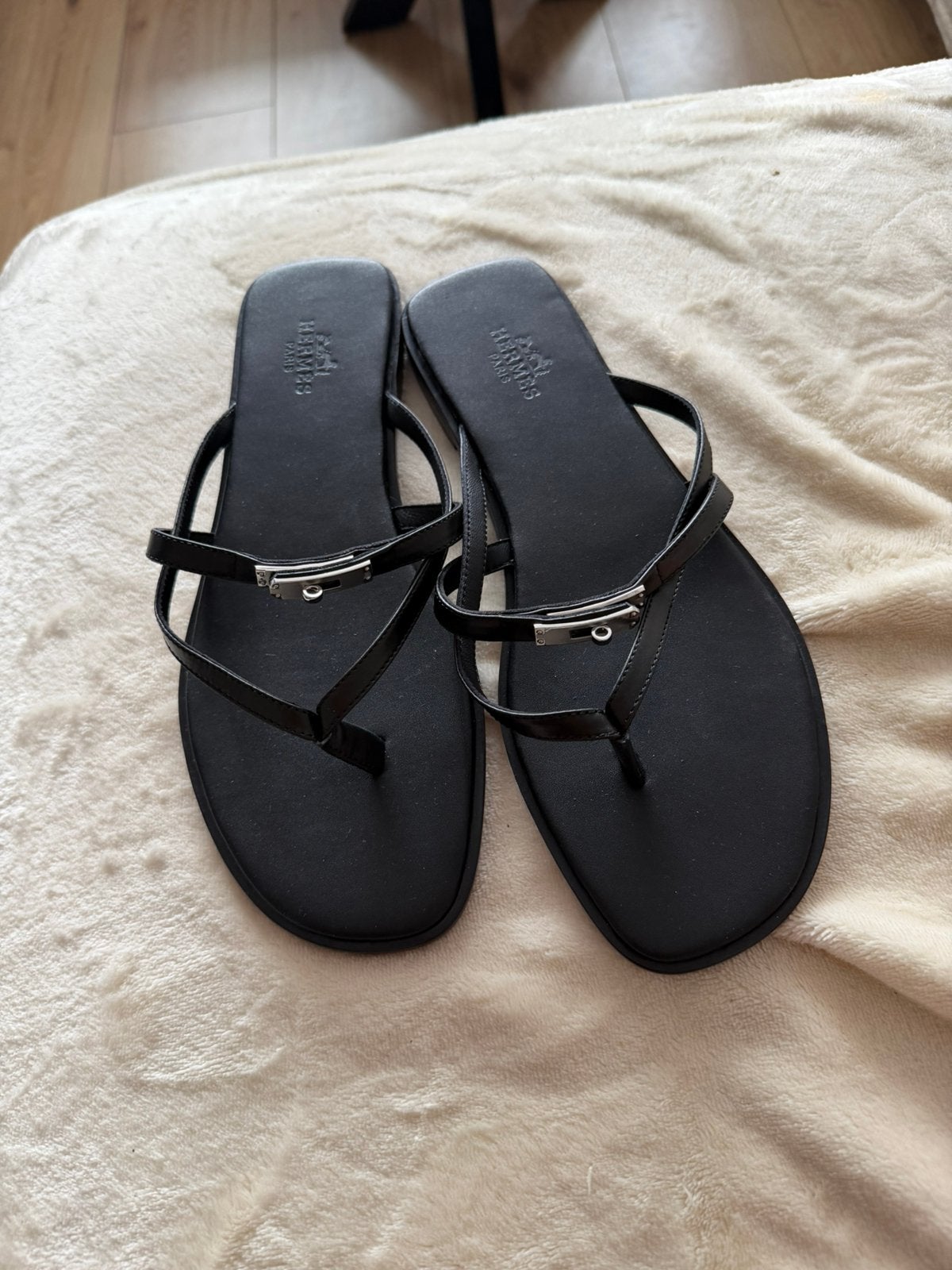 Hermes slippers, Kleding | Dames, Schoenen, Ophalen, Zo goed als nieuw, Zwart