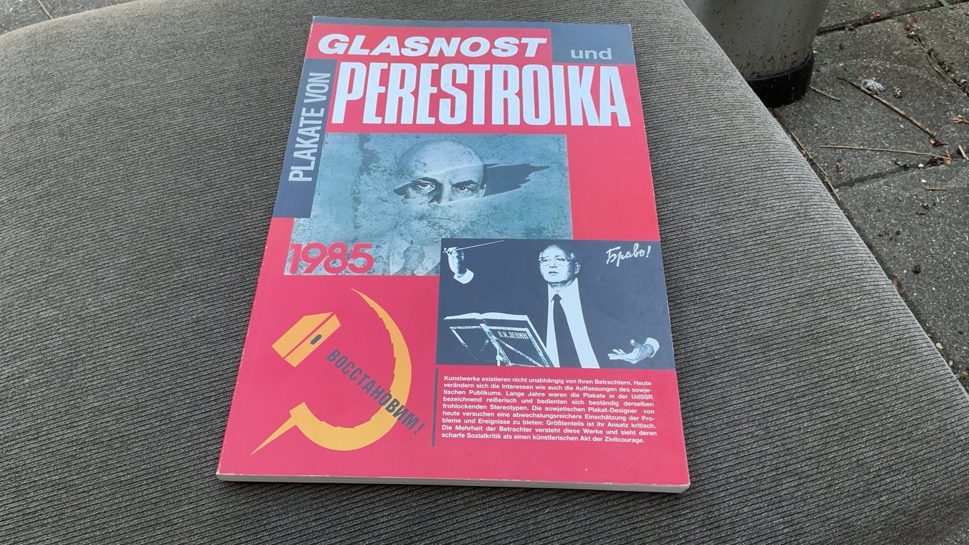Plakate von Glasnost und Perestroika, Ophalen of Verzenden, Zo goed als nieuw