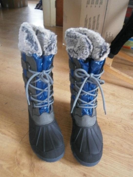 Blauwe Horka Ashley halfhoge winterboots maat 36 en 40, Dieren en Toebehoren, Blauw, Nieuw, Ophalen of Verzenden, Schoeisel