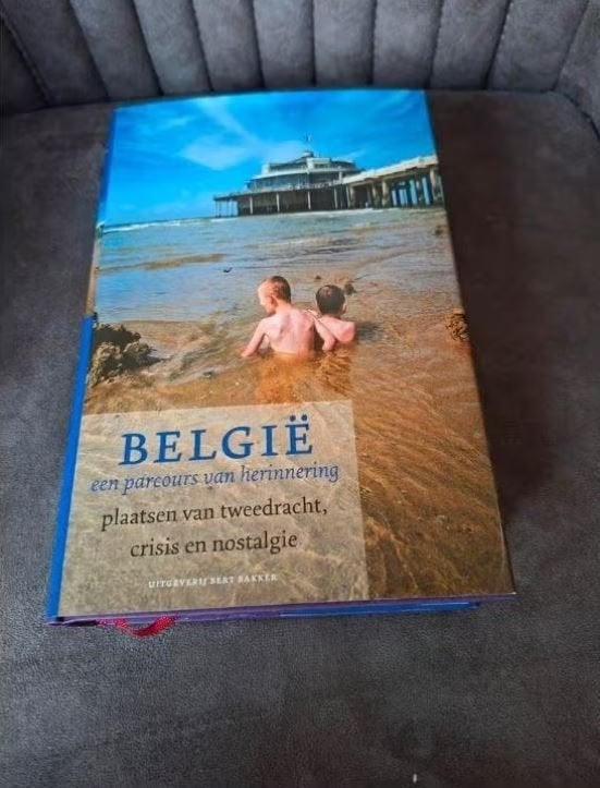 België: Een Parcours van Herinnering, Ophalen of Verzenden, Zo goed als nieuw