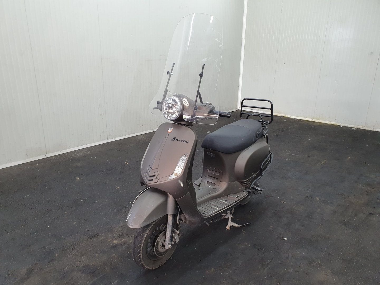 Scooter La Souris 2020 voor sloop voorschade  frame met numm, Ophalen, Gebruikt, -, -