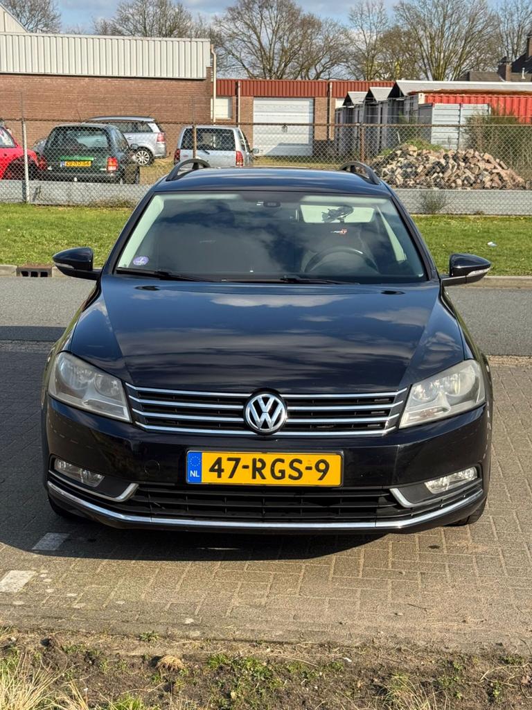 Volkswagen Passat 1.4 TSI 90KW Variant DSG 2011 Zwart, Origineel Nederlands, Particulier, 750 kg, 16 km/l
