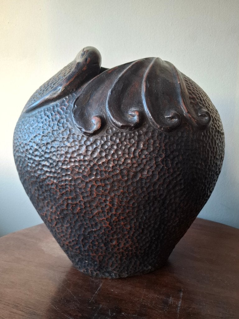 Grote vaas – circa 39 cm – zwart/bruin., Gebruikt, 39 cm, Ophalen of Verzenden, Metaal