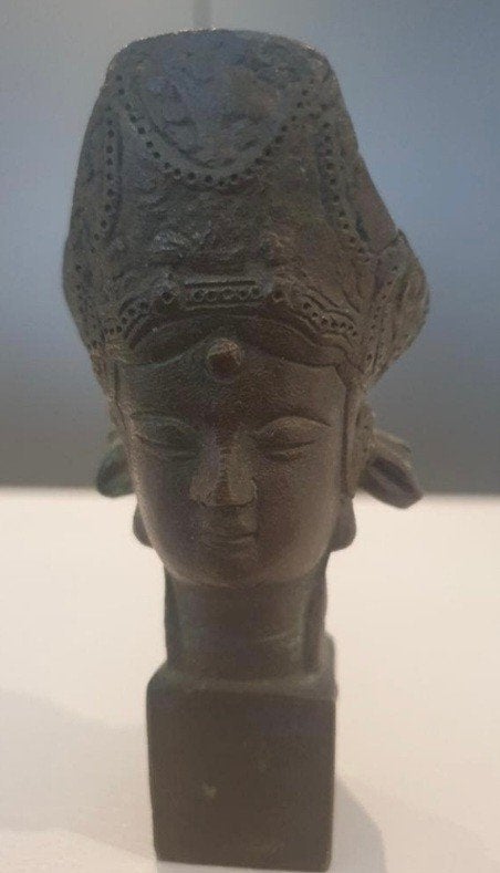 Bronzen hoofdje Quanyin, Guanyin China 19e eeuw Qing dynasti, Ophalen of Verzenden